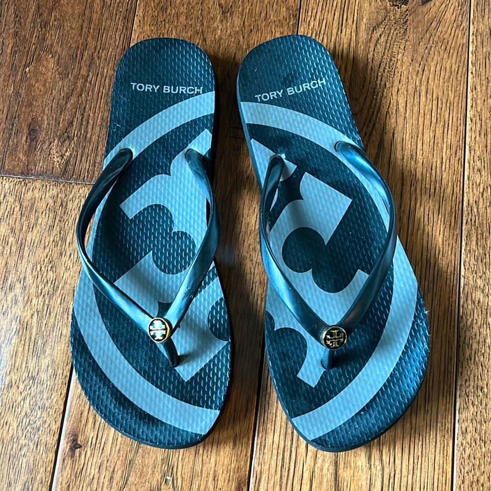 Tory Burch Flip Flops size 39